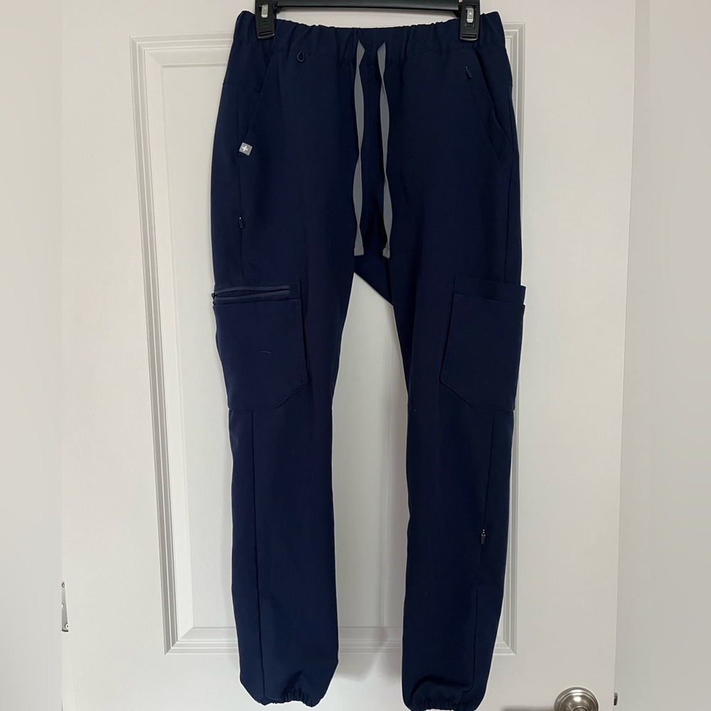 Figs 20 pocket scrub bottoms